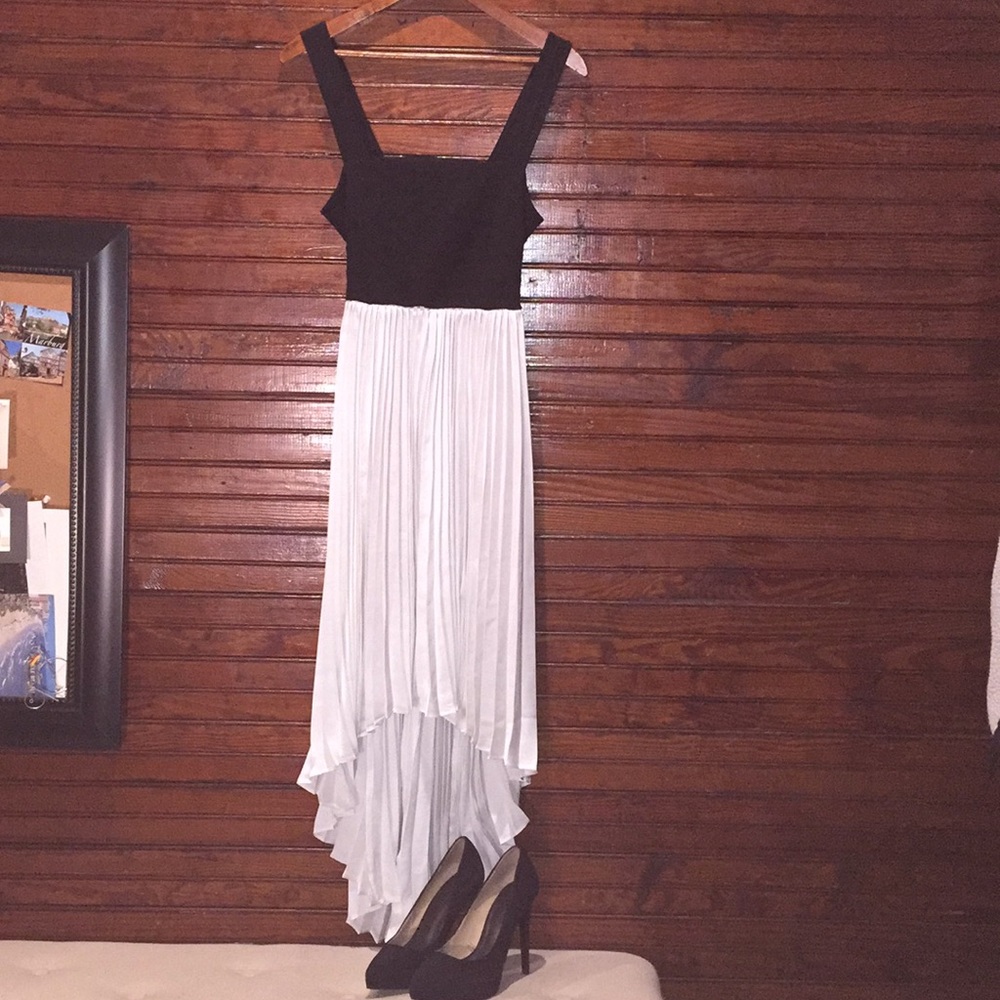 NWOT Jennifer Lopez Small Dress